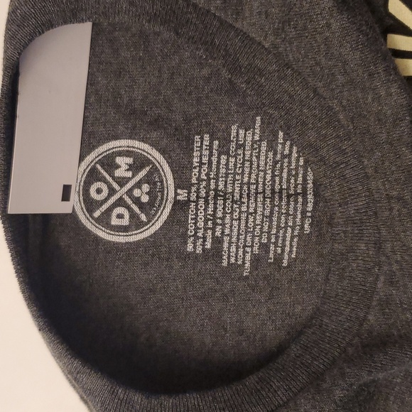 NWT PRINTED T SHIRT SIZE MEDIUM UNISEX - Picture 3 of 6